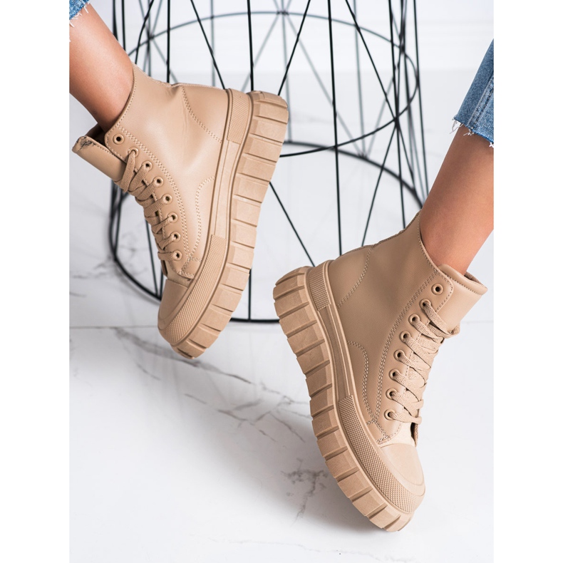 SHELOVET Cipők Eco bőrrel a platformon bézs 1