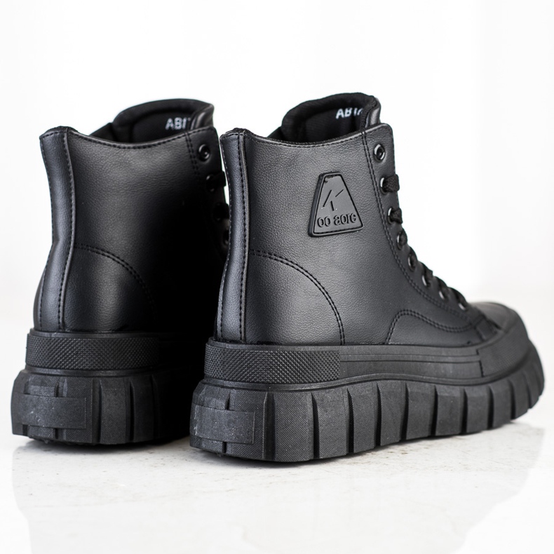 SHELOVET Cipők Eco bőrrel a platformon fekete 1