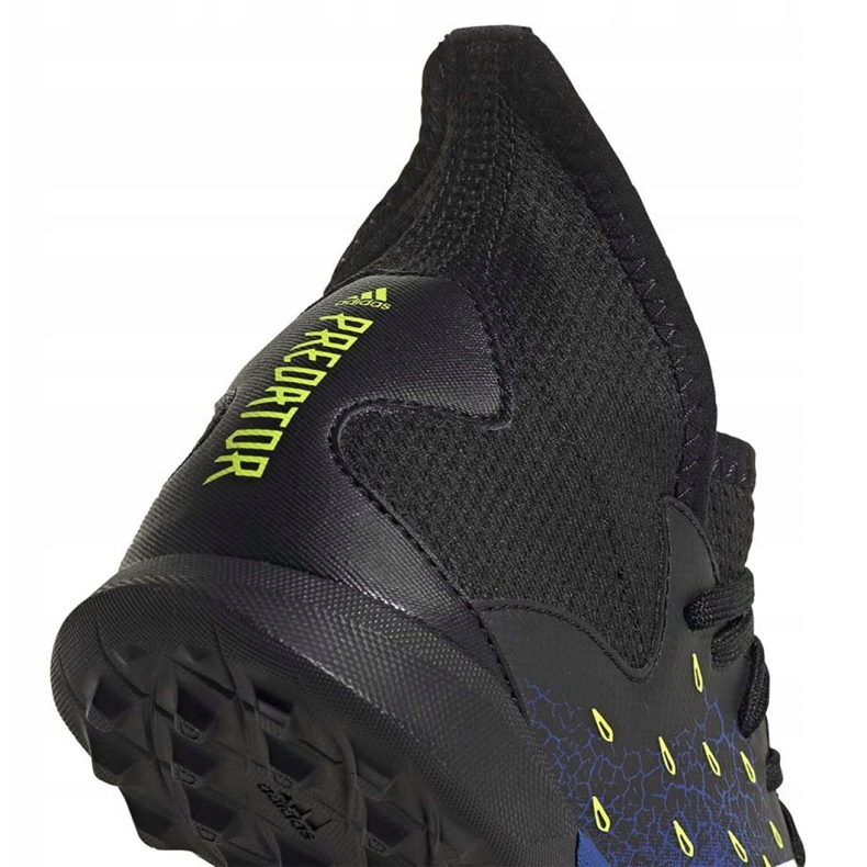 Adidas Predator Freak.3 Tf Jr FY0624 futballcipő kék 6