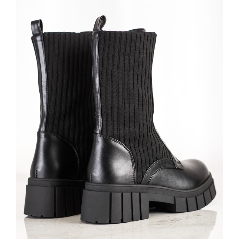 Seastar Fekete munkások zoknival 1