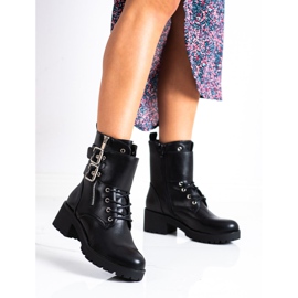 Cm Paris Fekete munkások csatokkal 1