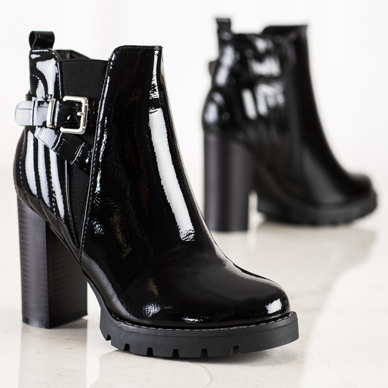 Erynn Magas sarkú csizma fekete 1