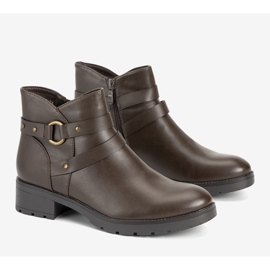 Barna sima, lapos bokacsizma csíkokkal a Danisától 1 Barna sima, lapos bokacsizma csíkokkal a Danisától 1