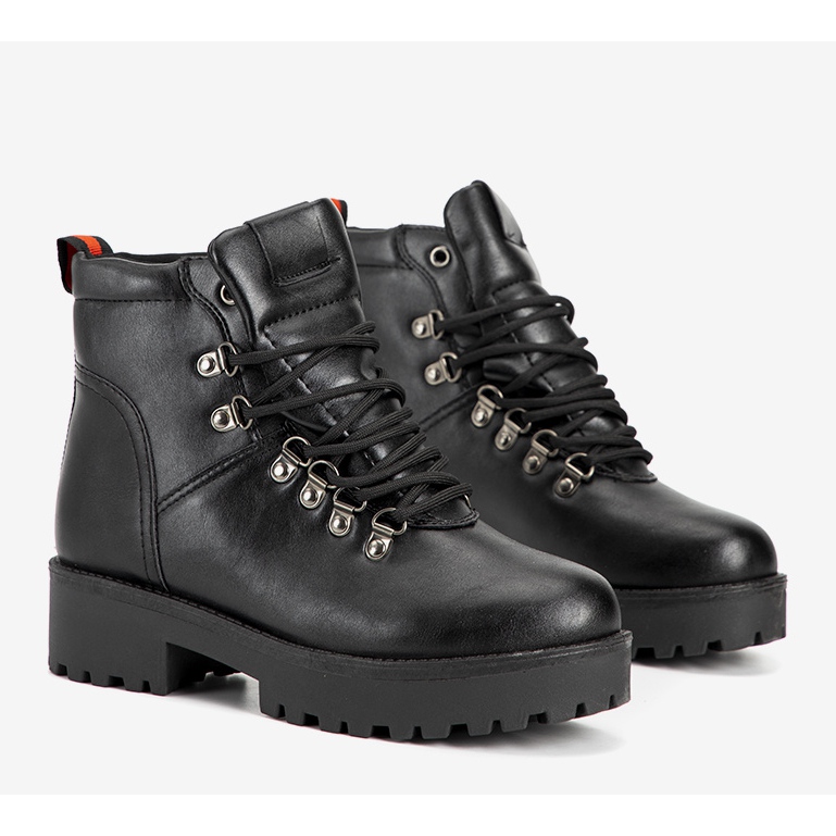 Fekete klasszikus női csapdák Adaya 1 Fekete klasszikus női csapdák Adaya 1