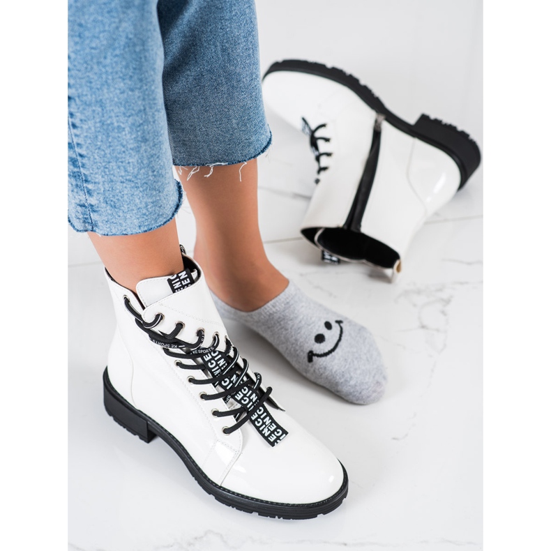 Vinceza VINCEZ fehér munkásai 1