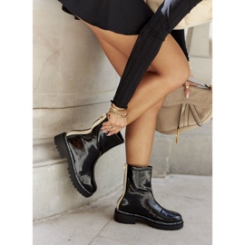 S.Barski Női meleg fekete lakkozott csizma Merellien 2