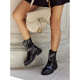 S.Barski Női meleg fekete lakkozott csizma Merellien 1