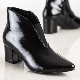 VINCEZA lakkozott csizma fekete 1