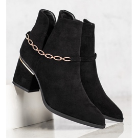 Seastar Elegáns csizma lánccal fekete 1