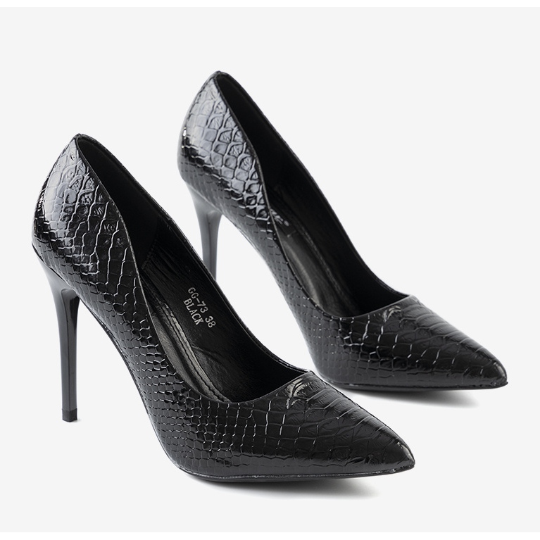 Craigie fekete magassarkúja 1