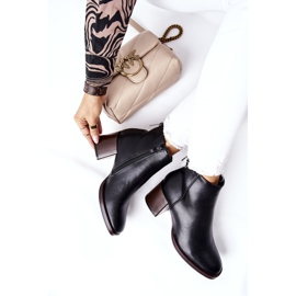 Sergio Leone csizma egy bárban BT545 fekete 1