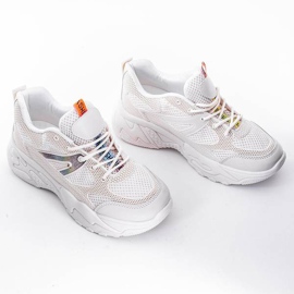 Bézs színű cipők vastag Alice talppal fehér 1