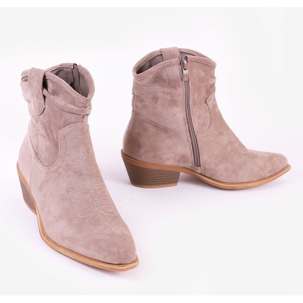 Szürke-barna cowboy csizma a Bowi Bowi poszton 2