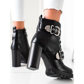 Erynn Fekete csizma magas poszton 1