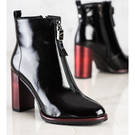 S. BARSKI Stílusos lakkozott csizma S.BARSKI fekete 2