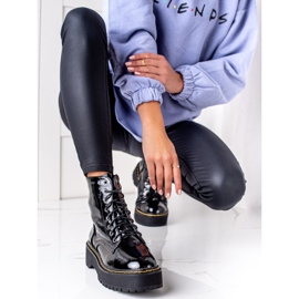 Goodin Lakkozott csizma a platformon fekete 1