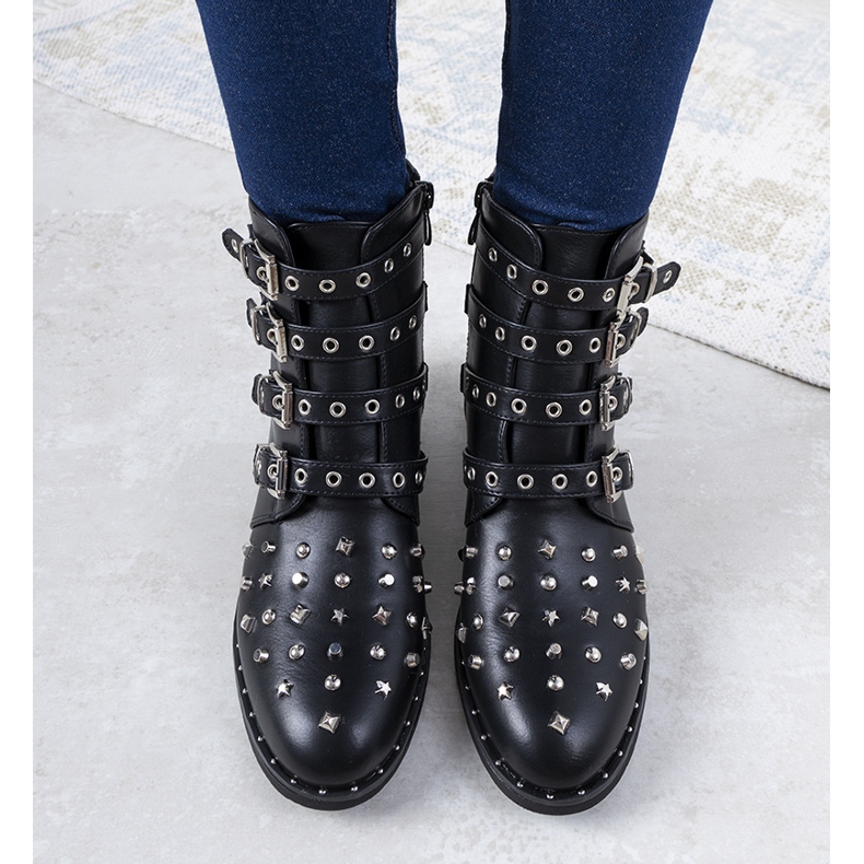 Fekete, gazdagon díszített női csizma a Meier -től 1 Fekete, gazdagon díszített női csizma a Meier -től 1