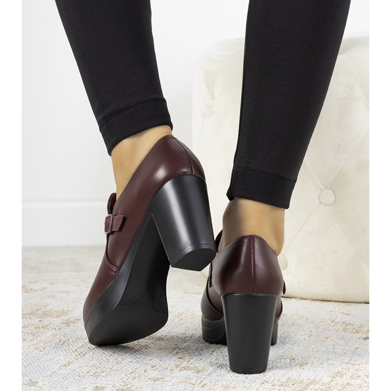 Maroon a Hersilia -bejegyzéssel foglalkozik piros 1 Maroon a Hersilia -bejegyzéssel foglalkozik piros 1