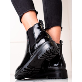 Erynn Lakkozott fekete Chelsea csizma 1