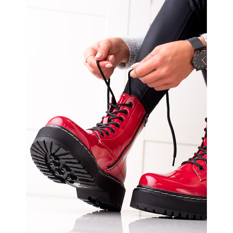 Evento Red Trappers a platformon piros 2