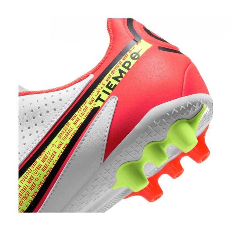 Nike Tiempo Legend 9 Academy Ag M DB0627-176 futballcipő fehér, fehér, többszínű fehér 1
