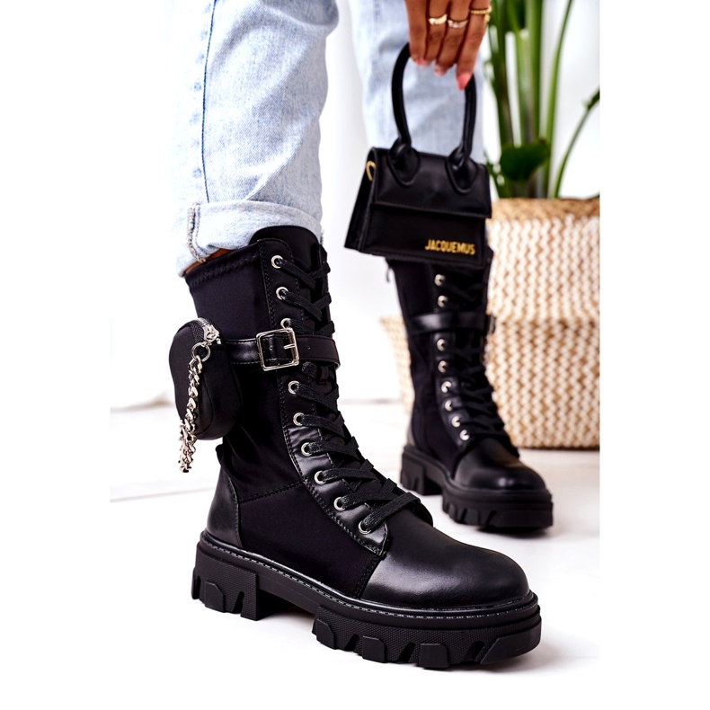 PS1 Meleg dolgozók, vesefekete néznek rám 1