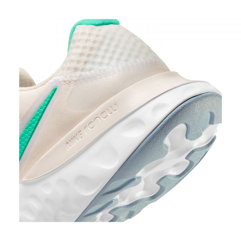 Nike Renew Run 2 W CU3505-106 futócipő sokszínű 2