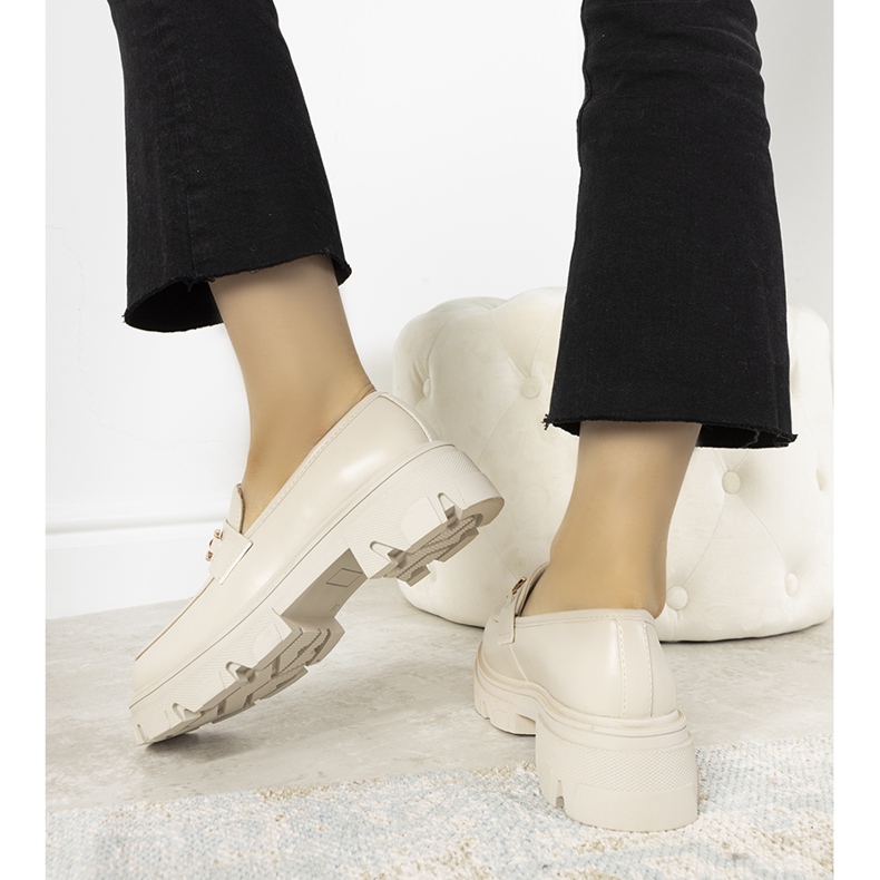 Bézs színű mokaszin magas Anouk talppal aranysárga 1 Bézs színű mokaszin magas Anouk talppal aranysárga 1