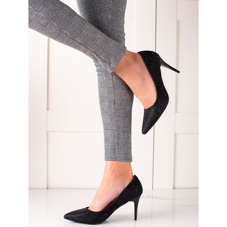 TRENDI Csillogó fekete magassarkú 2