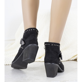 Fekete Hughes cowboy csizma 2