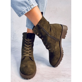 Bente Green fűzős munkásai zöld 2