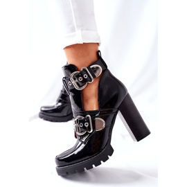 Csizma a postán Fekete lakkozott Bramshall csat 2 Csizma a postán Fekete lakkozott Bramshall csat 2