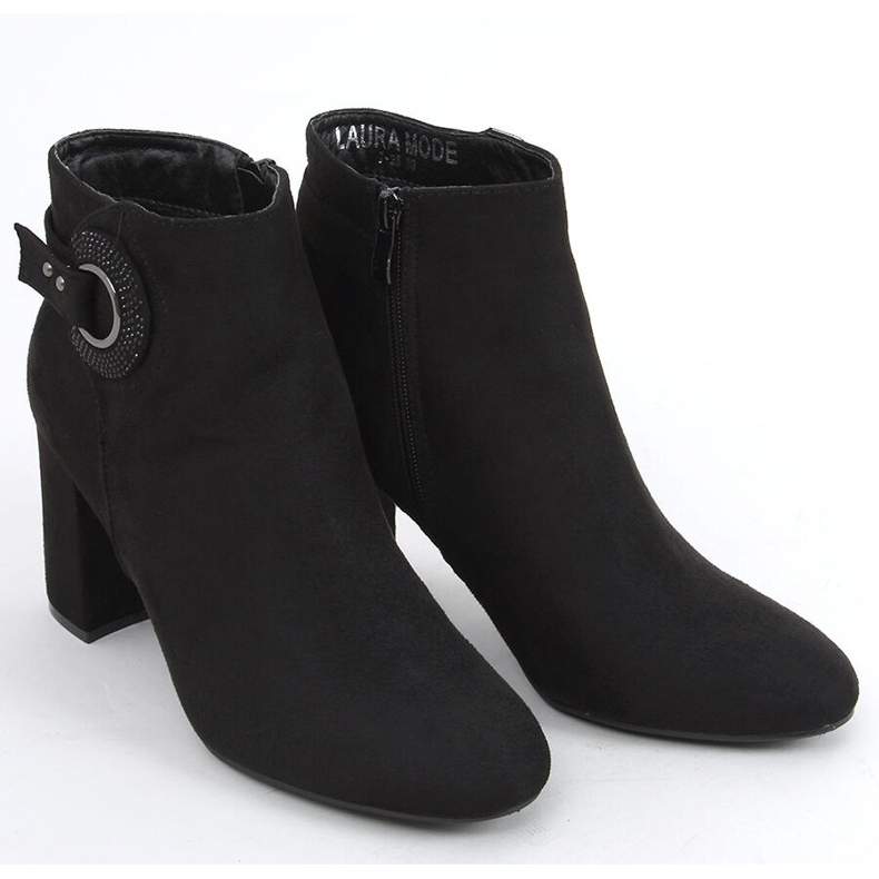 Polla fekete magassarkú 2