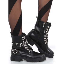 Csizma Lise Black fúvókákkal fekete 1