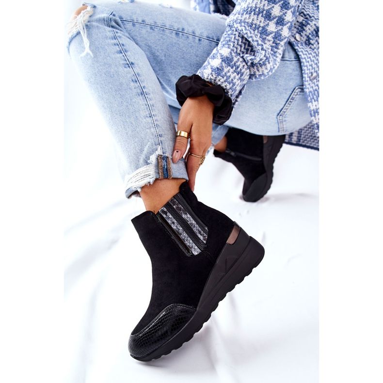 PE1 Fekete Manakel velúr ék csizma 1