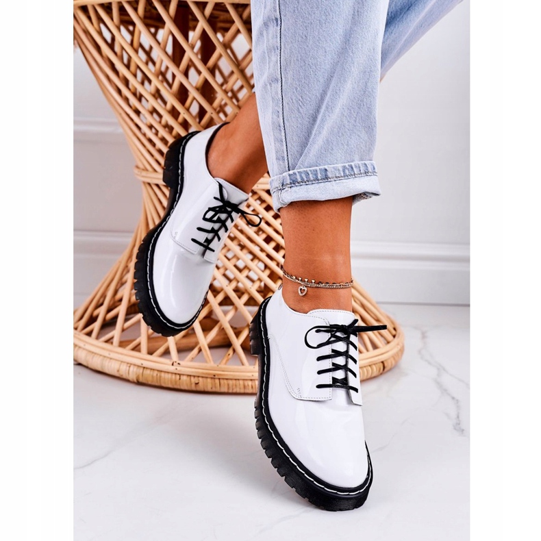 Női Oxfords Maciejka bőrcipő lakkozott fehér 04087-11 3