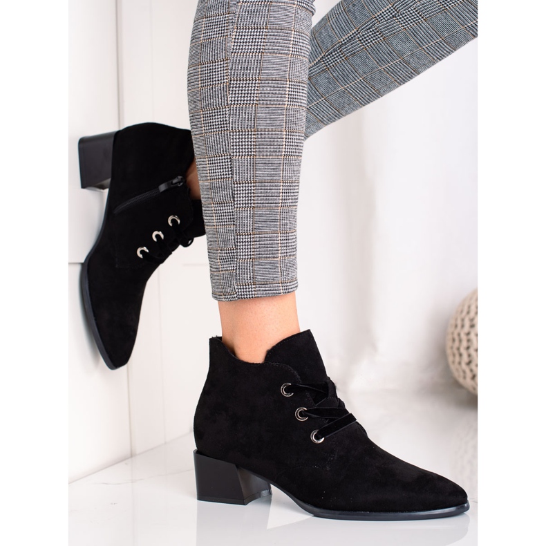 A márka alacsony sarkú csizmái Sergio Leone fekete 1