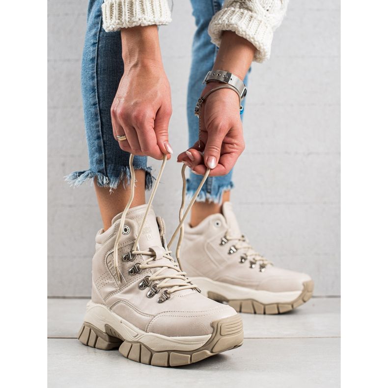 Női csizma Big Star II274331 bézs 2