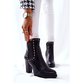 PG1 Csizma Egy Posta Fekete Wissey Jets 1