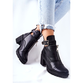 PG1 Fekete Clive csizma magas sarkú csattal 2