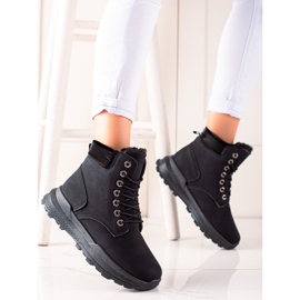 TRENDI Black Trappers fekete 1