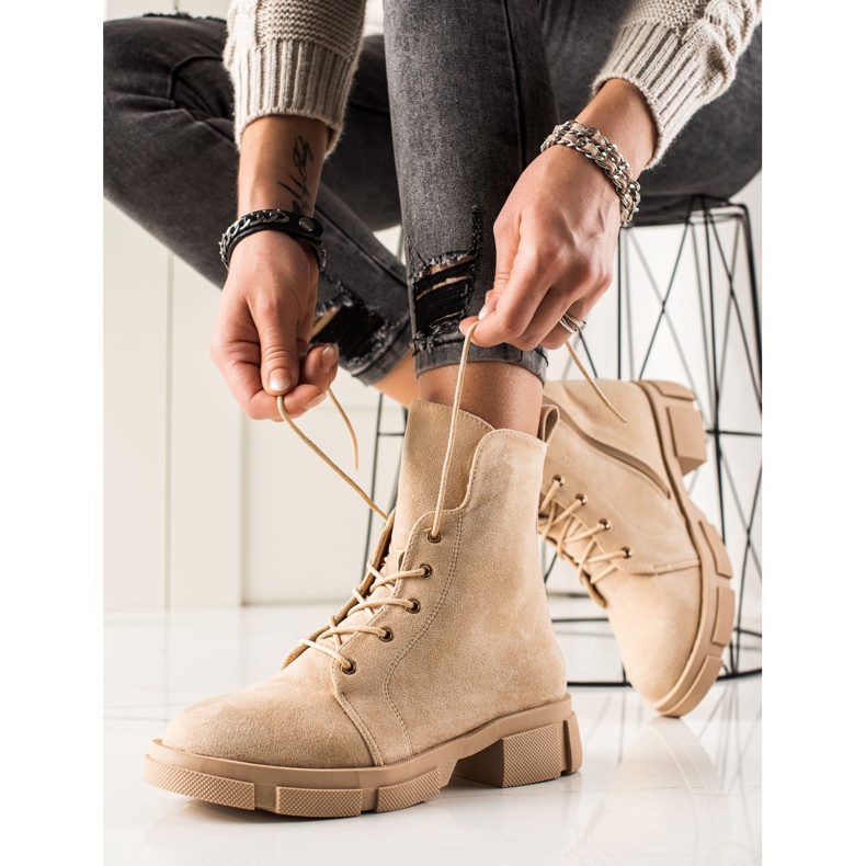 Goodin Velúr munkások bézs 1