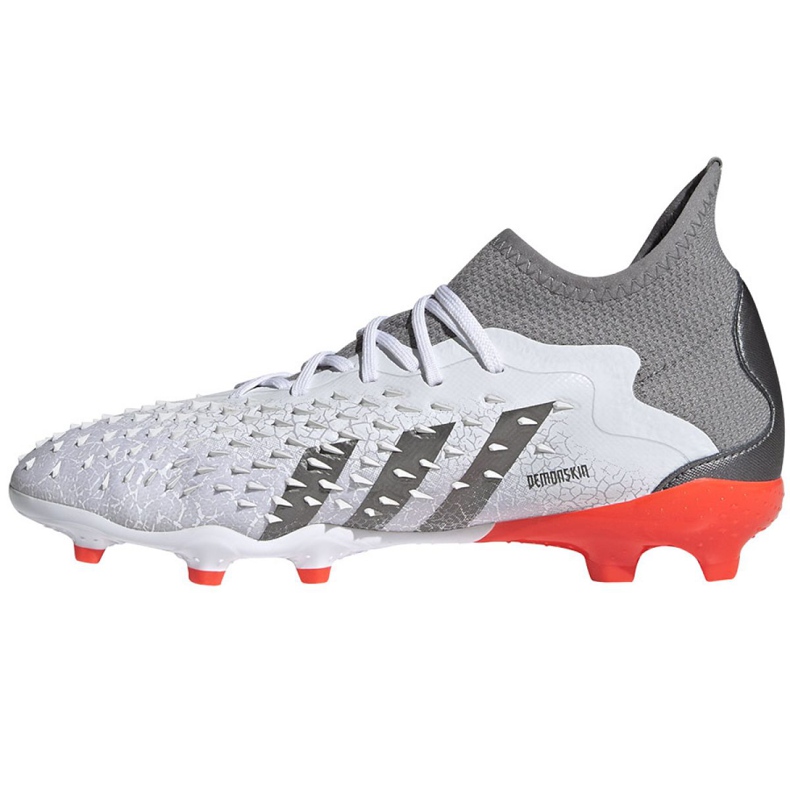 Adidas Predator Freak.1 Fg Jr FY6260 futballcipő sokszínű fehér 1
