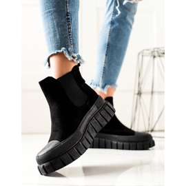 TRENDI Stílusos Chelsea csizma a platformon fekete 1