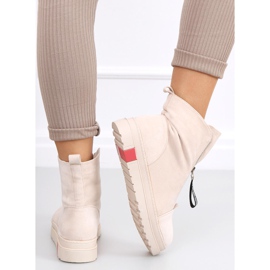 Pitt Beige lapos velúr csizma bézs 2