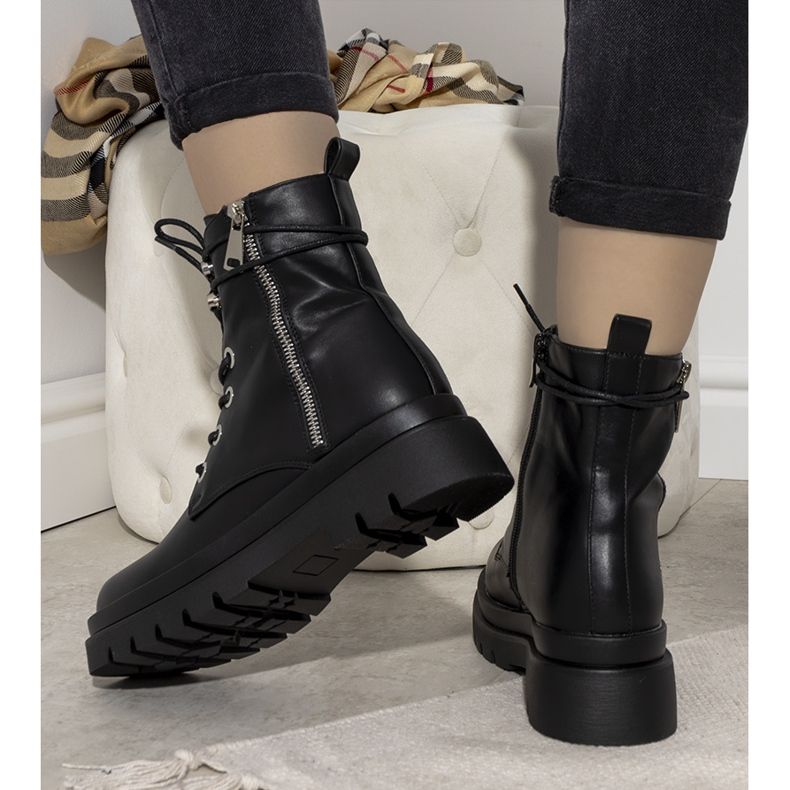 Fekete Hillman hőszigetelt női csizma 2 Fekete Hillman hőszigetelt női csizma 2