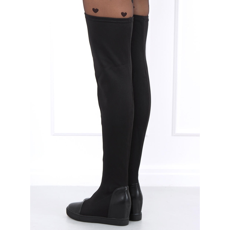 Zoknis csizma az éken Futura Fekete 2