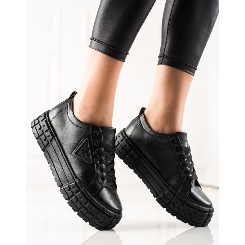 Goodin Cipők Eco bőrrel a platformon fekete 1