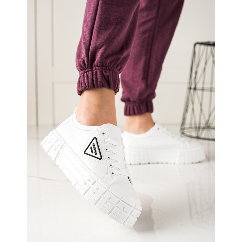 Goodin Cipők Eco bőrrel a platformon fehér 1