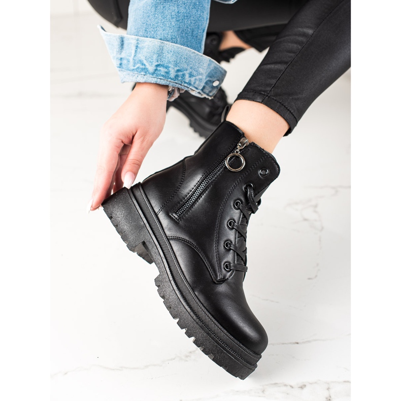 TRENDI Fekete csapdázók cipzárral 1